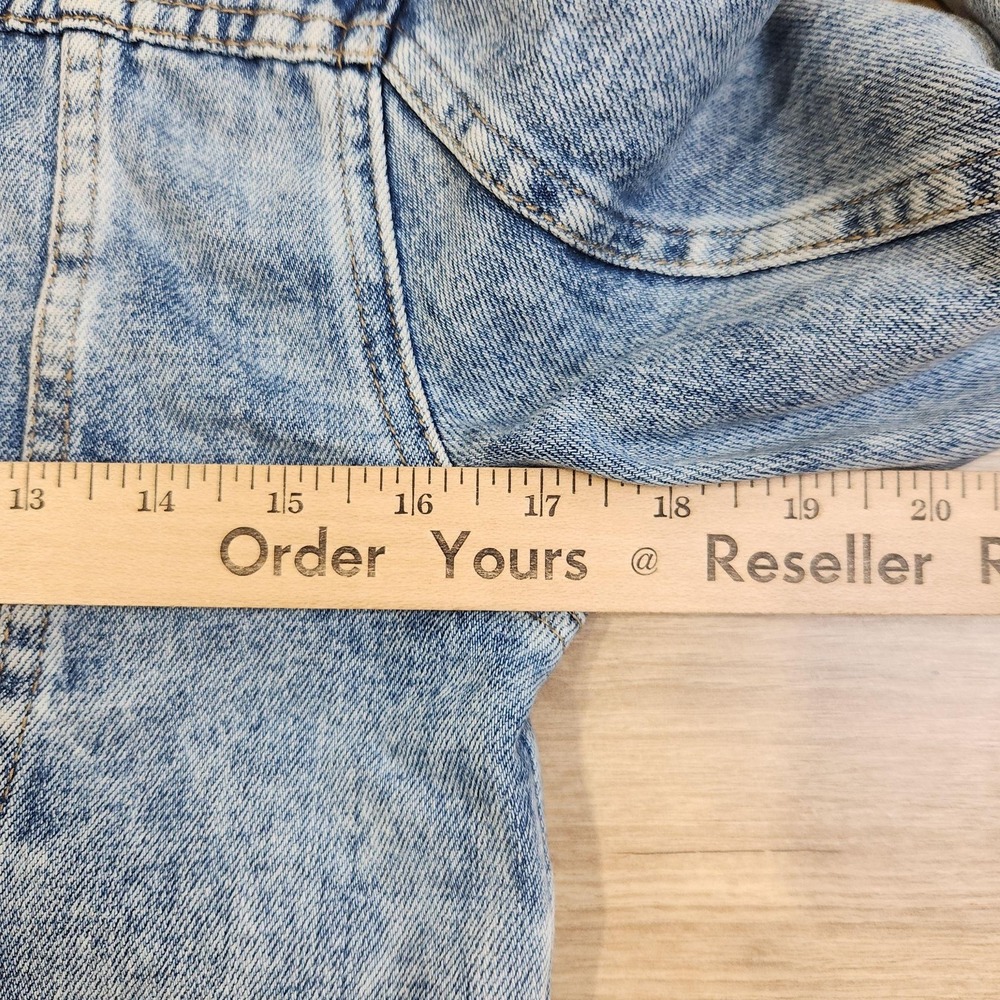 Free People Rumors Denim Jacket Womens XS Blue Button Front Short Trucker - Picture 5 of 7
